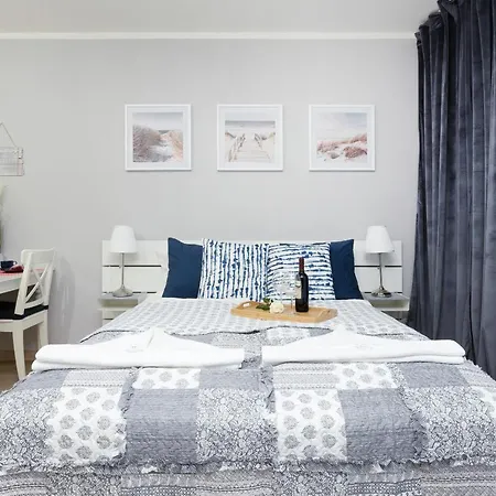 Nadmorskie Z Balkonem - Grunwaldzka By Renters Appartement