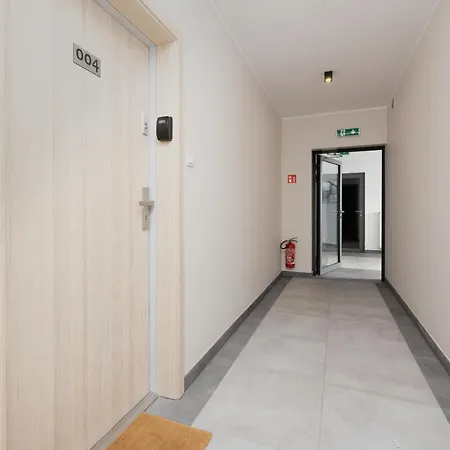 Nadmorskie Z Balkonem - Grunwaldzka By Renters Apartment *